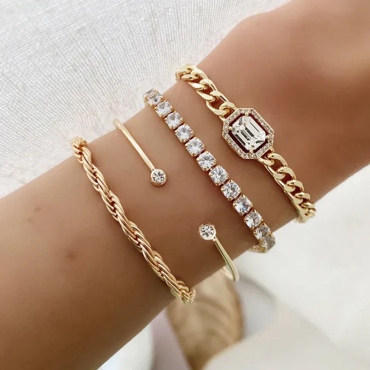Domitia™ | Gold Calvina Bracelet Set