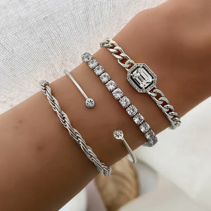 Domitia™ | Gold Calvina Bracelet Set