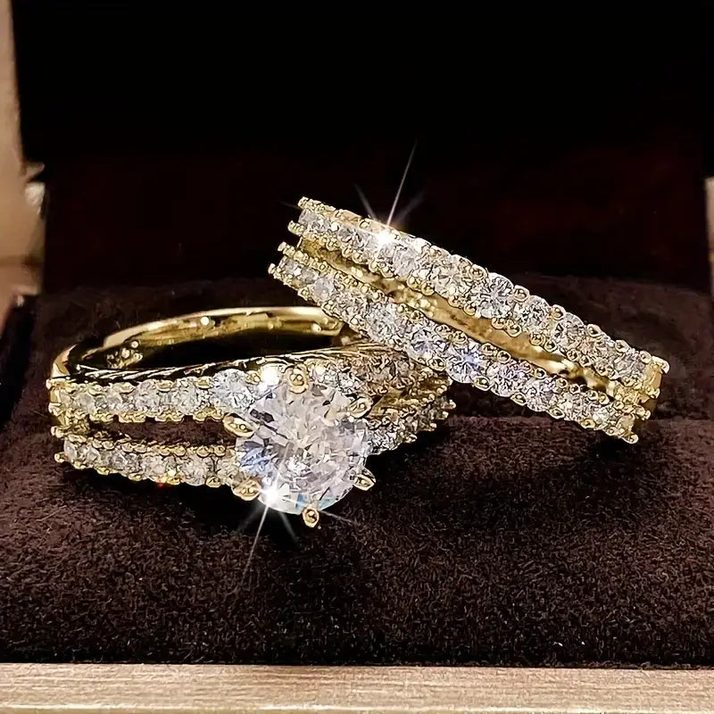 Eterna™ | Gold Radiance Ring Set